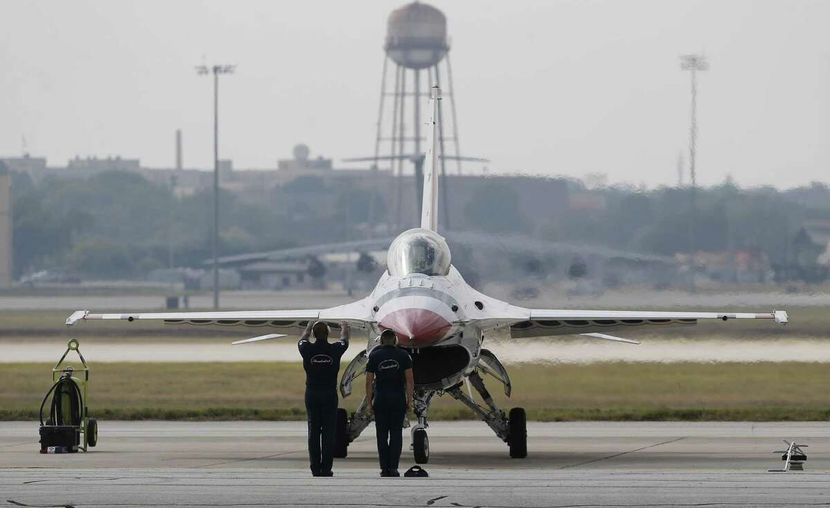 A U.S. Air Force Thunderbird F-16 taxis after the team arrives to San Antonio and Kelly Field for this weekend's JBSA Air Show and Open House 2017 on Thursday, Nov. 2, 2017. The Thunderbirds roared above the airfield's skies, one of the show's marquee performers. The show kicks off on Saturday to the public with static displays of various military aircraft from history to modern day. Several aerial demonstrations will take place along with the Thunderbirds. (Kin Man Hui/San Antonio Express-News)