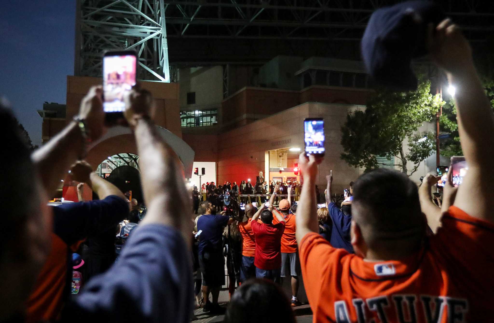 Houston Astros Win ALCS And Head To World Series – Chron Shopping