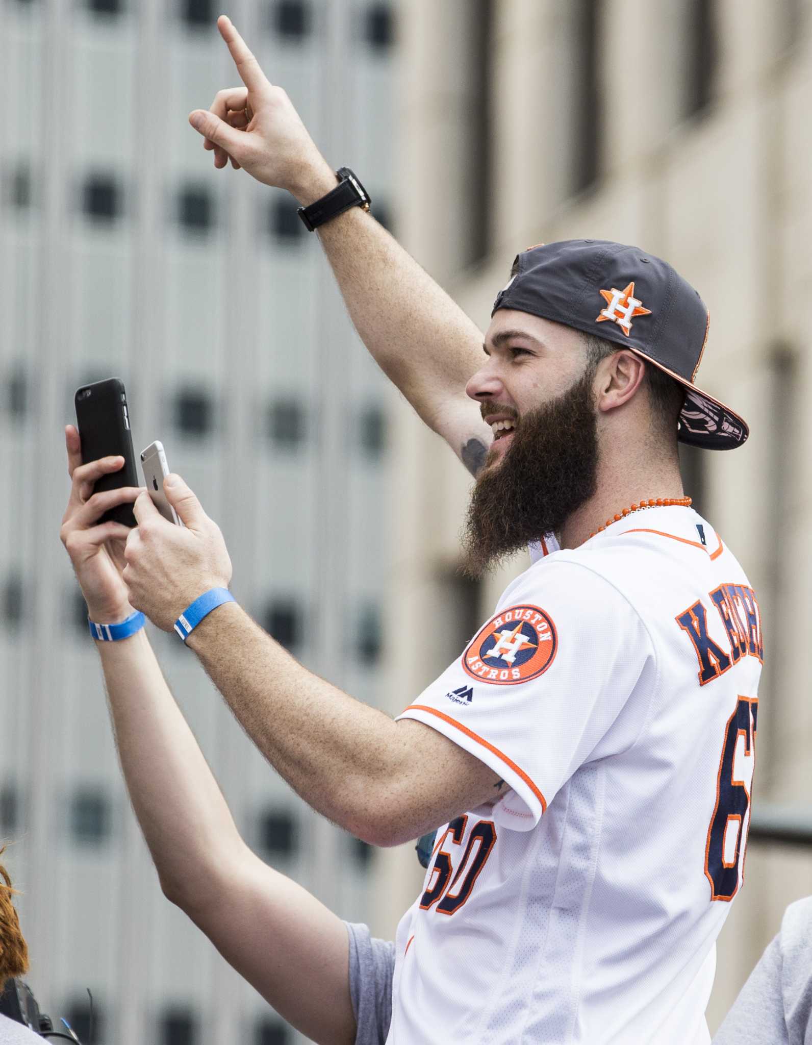 Twitter account for shaming Astros has 116,000 followers - Los