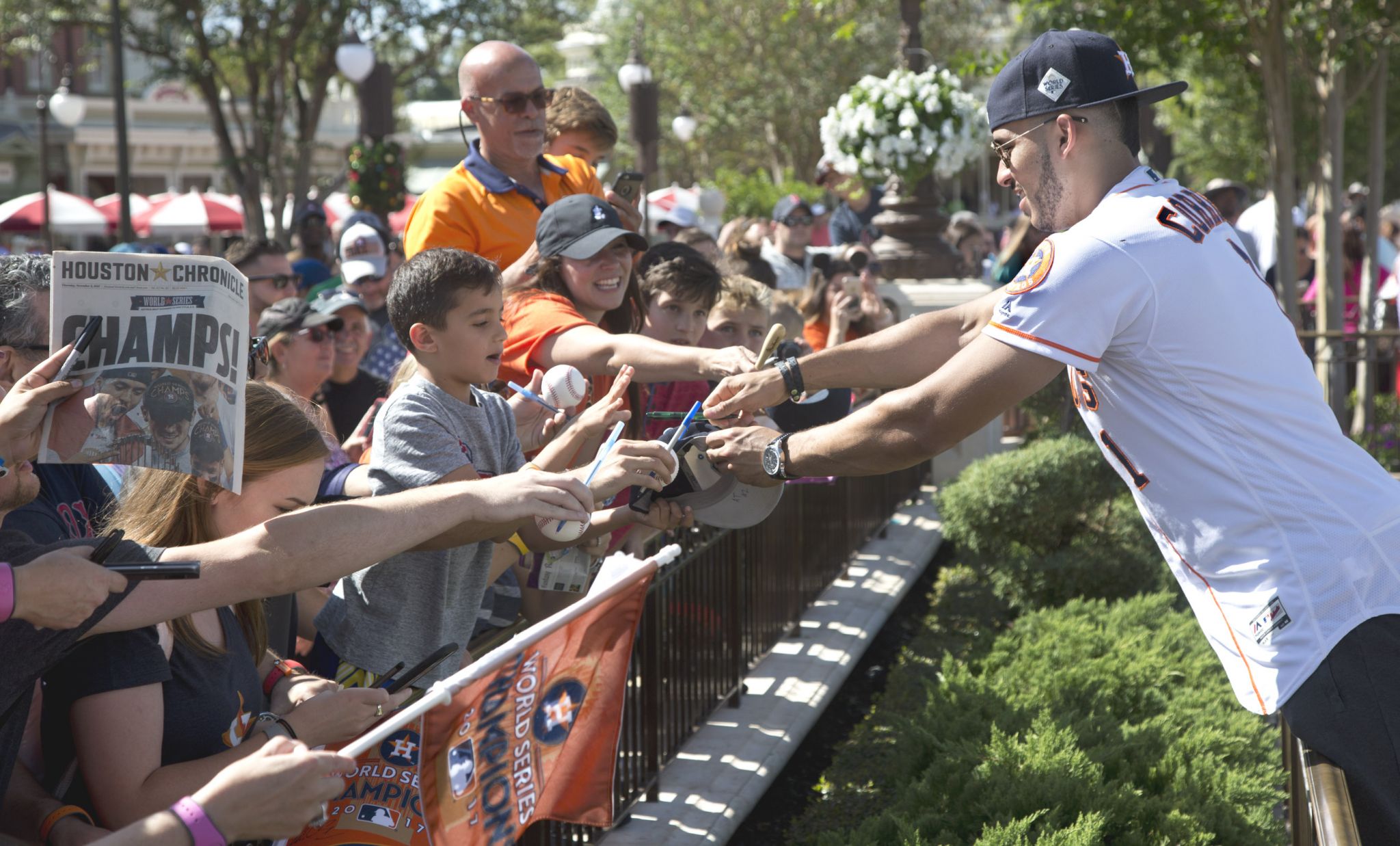 Marwin Gonzalez Houston Astros Photograph by Bruce Roker - Fine