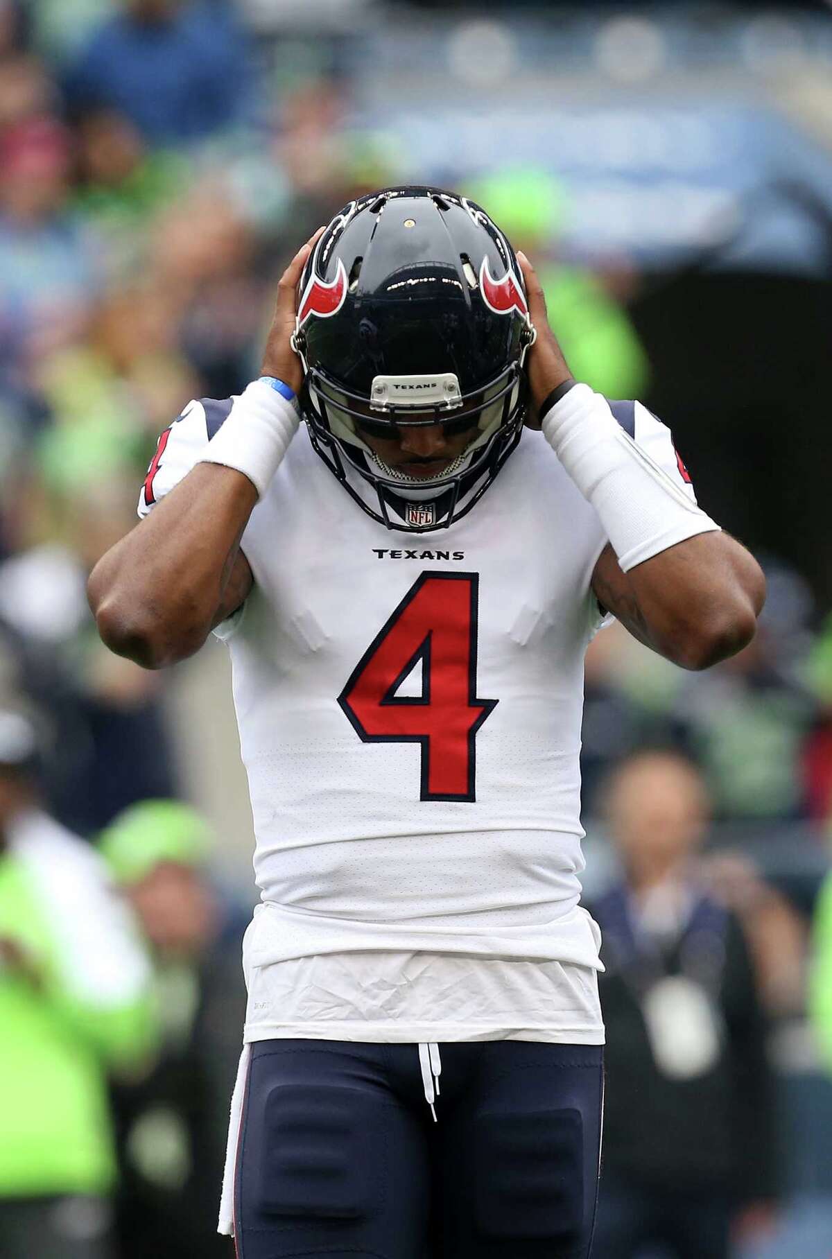 Texans QB Deshaun Watson's ACL surgery 'went great'