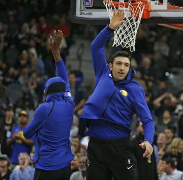 Warriors' Zaza Pachulia beginning to find his groove ...