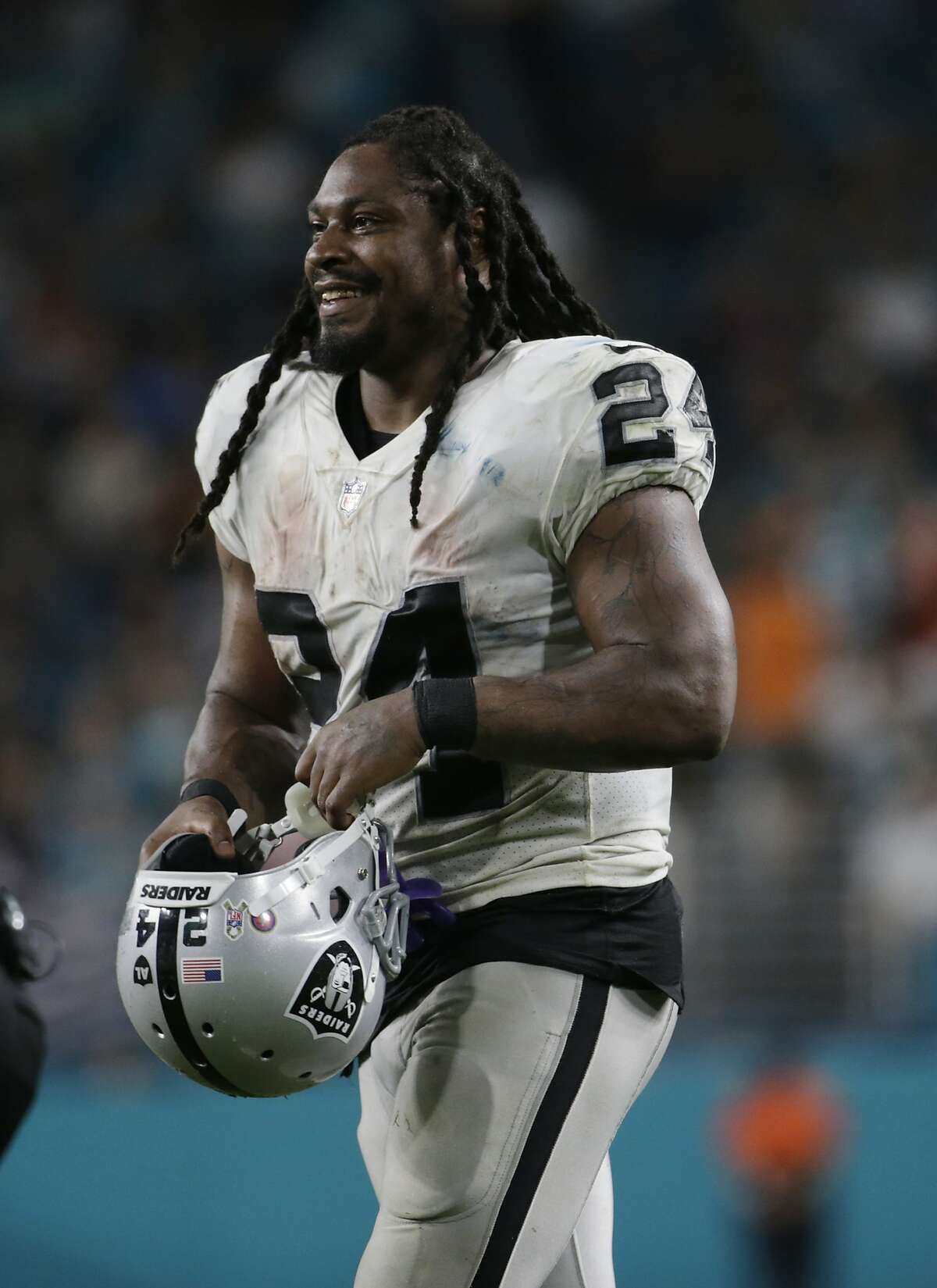 Raiders Running Back Marshawn Lynch Tops Jersey Sales In 14 States