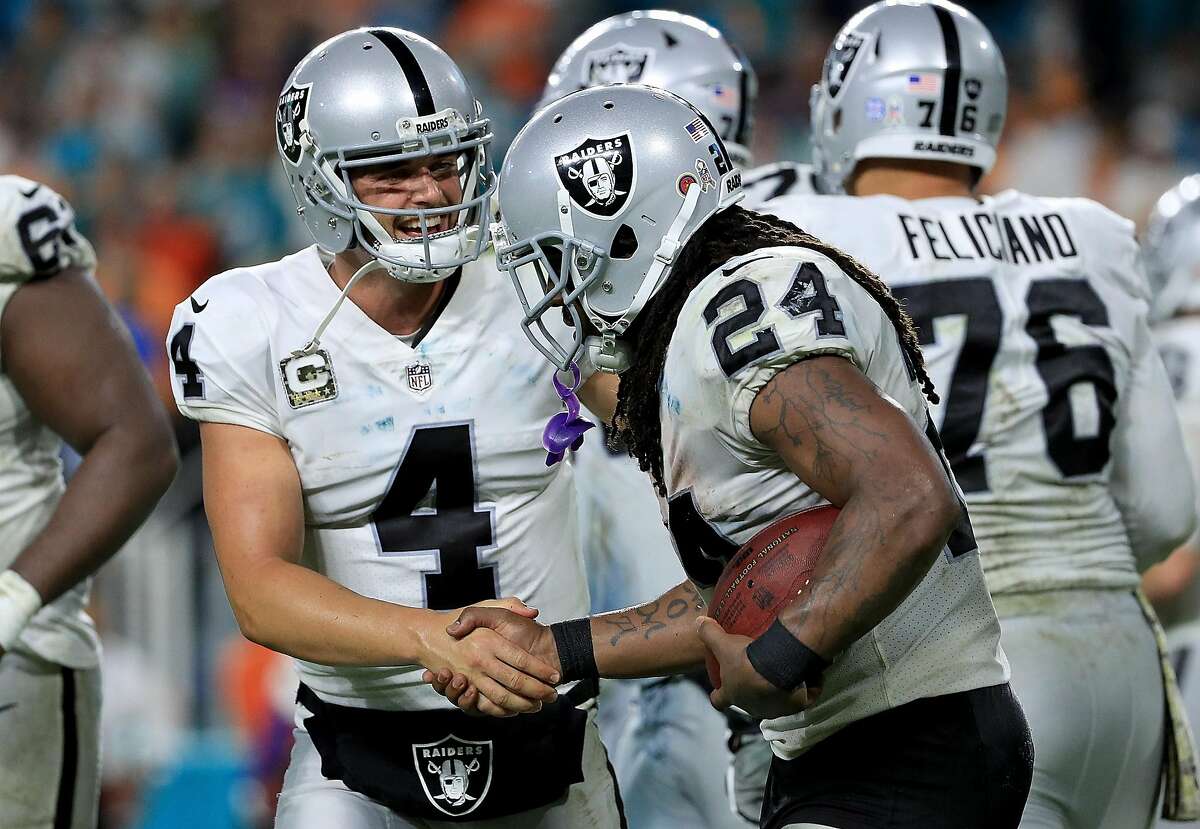 Del Rio hopes win vs Miami helps Raiders get 'mojo' back