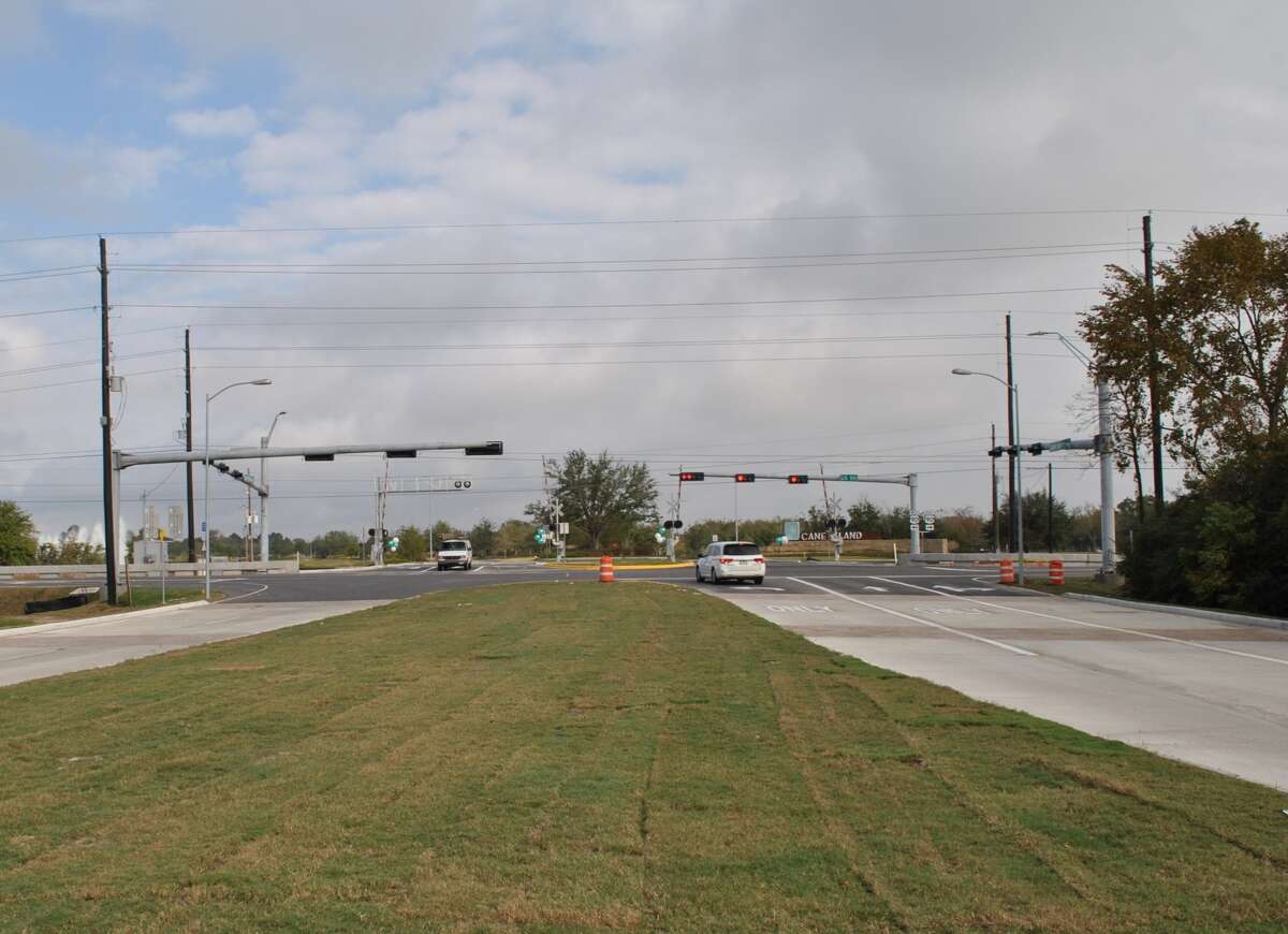 Cane Island community now links to Interstate 10 with new parkway