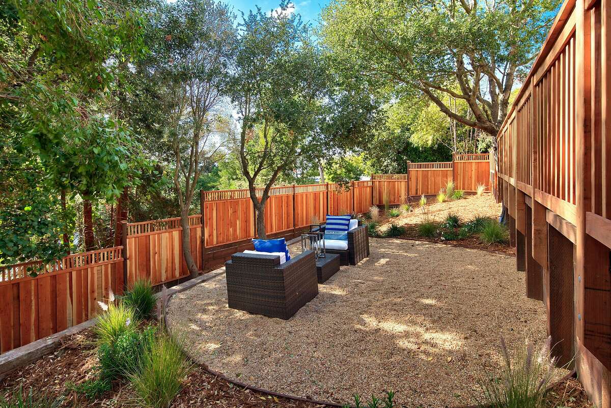 Berkeley 4bedroom boasts enticing outdoor areas, bay views