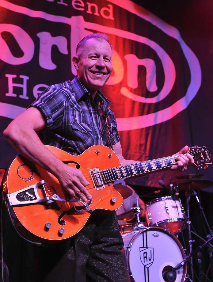 reverend horton heat02 may 25, white oak music hall photo