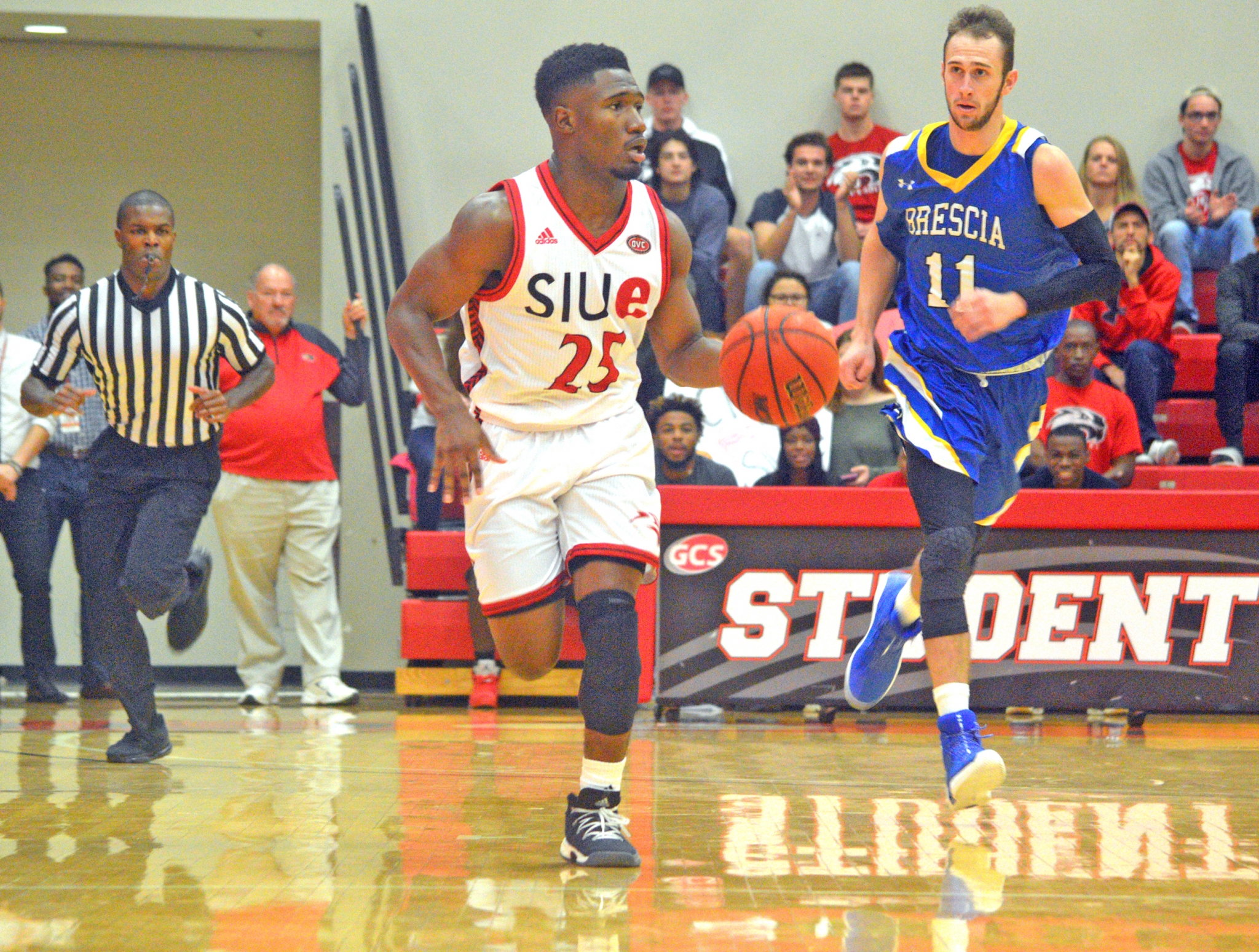 MEN'S BASKETBALL: SIUE Looks For Turnaround In 2017-18 Season