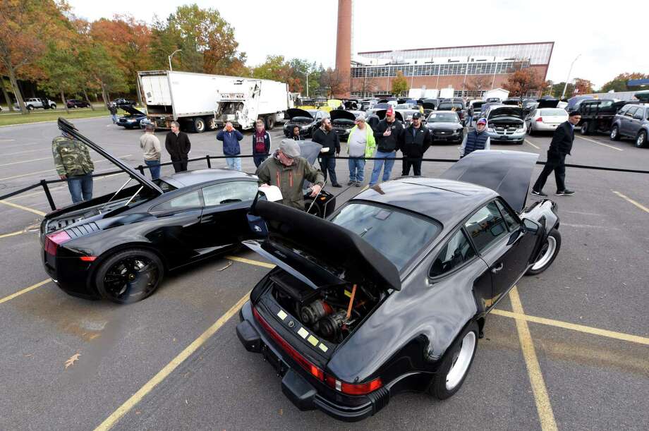 State auctions off Lamborghini, Porsche, BMW - Times Union