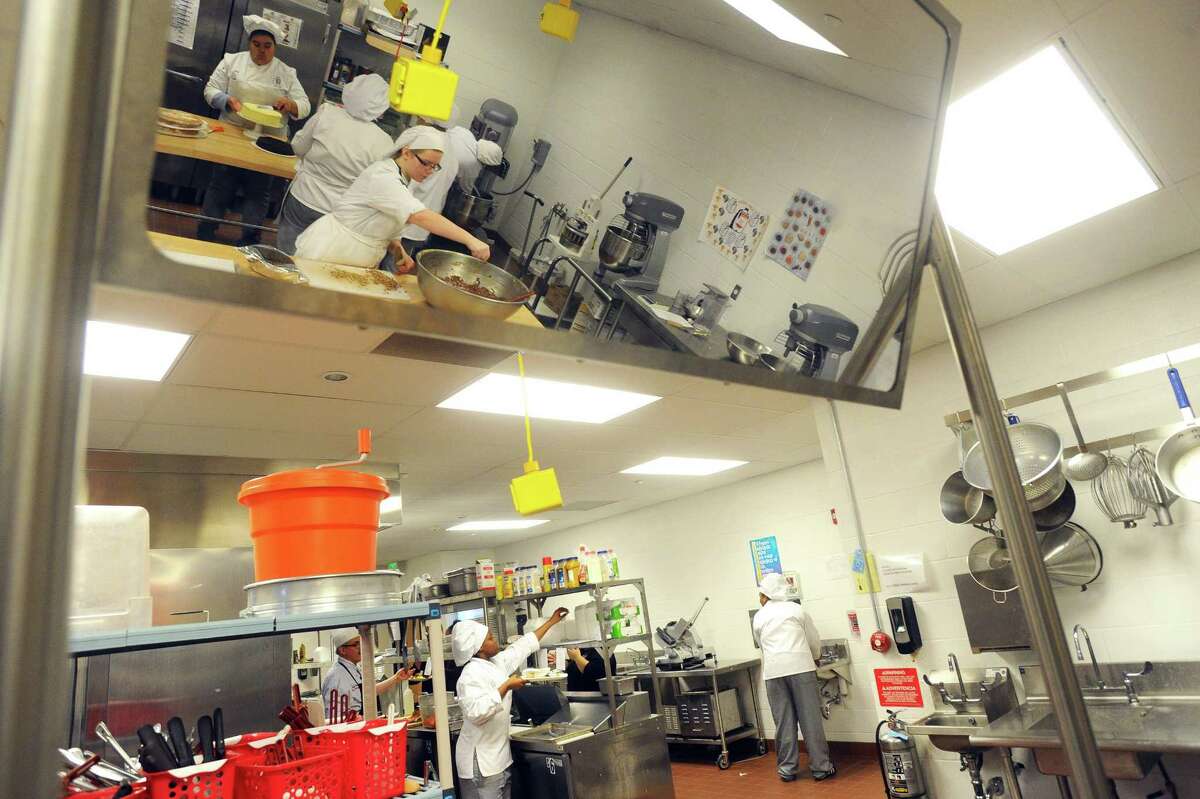 Restaurant at Wright Tech gives students hands-on experience