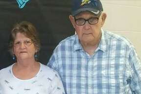 Friends called Sara and Dennis Johnson “the great couple.”