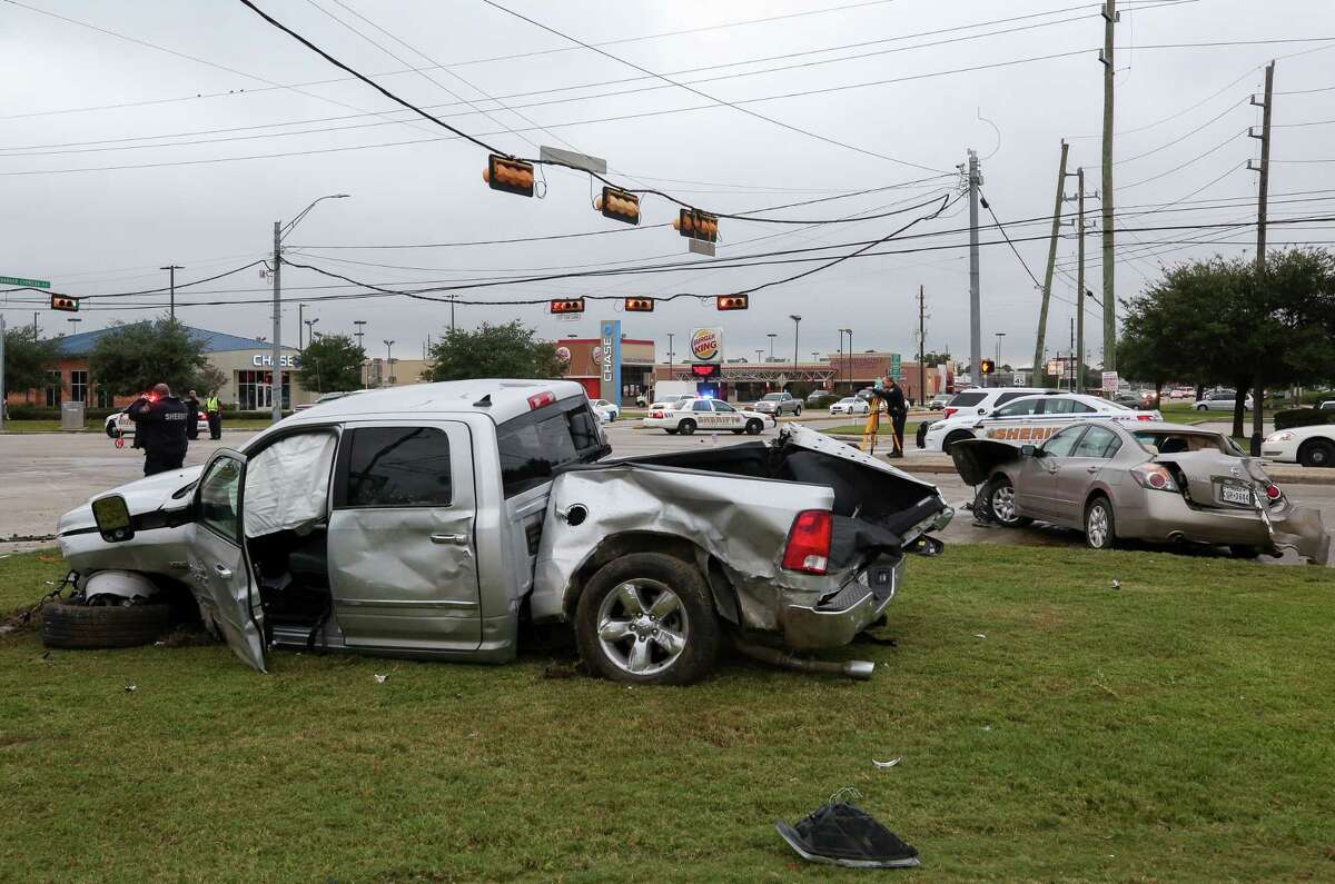 One Killed In Northwest Harris County Crash