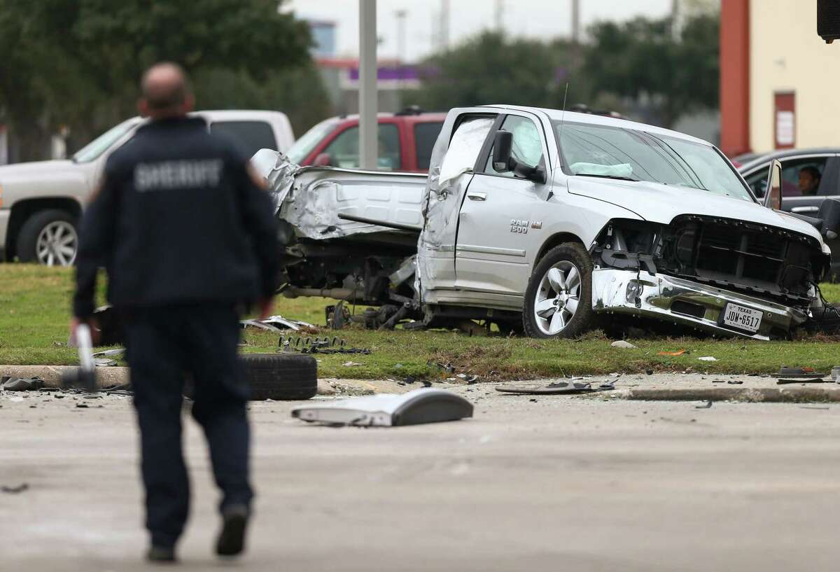 One Killed In Northwest Harris County Crash