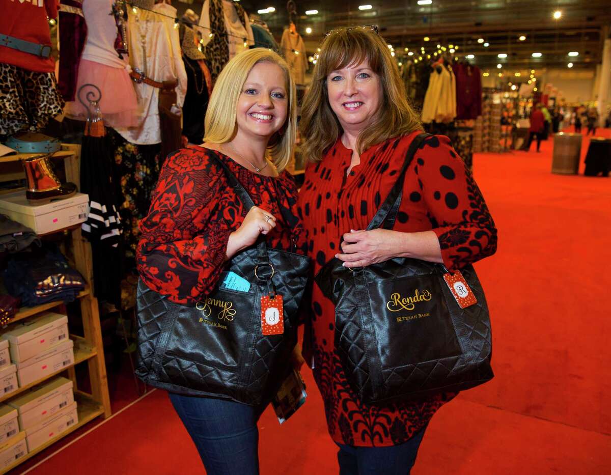 Before you go to this year's Nutcracker Market, check out our hacks