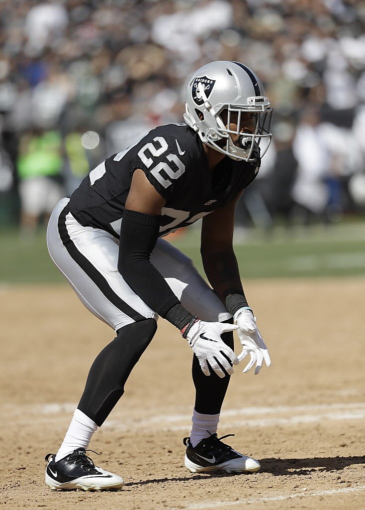 Raiders nearing decision on 1stround pick Gareon Conley