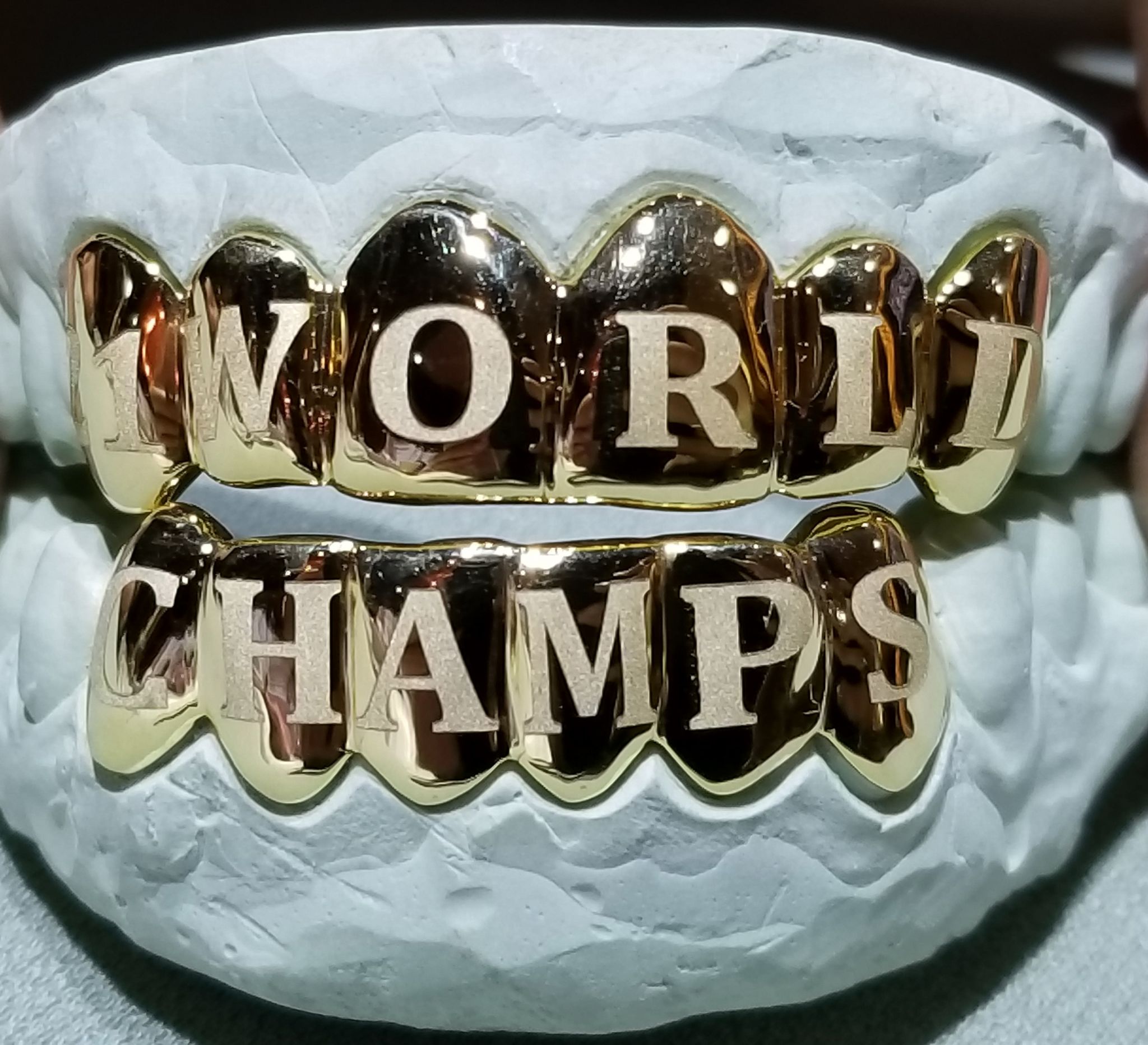 Lance McCullers World Series grill. Posted on his snap story : r