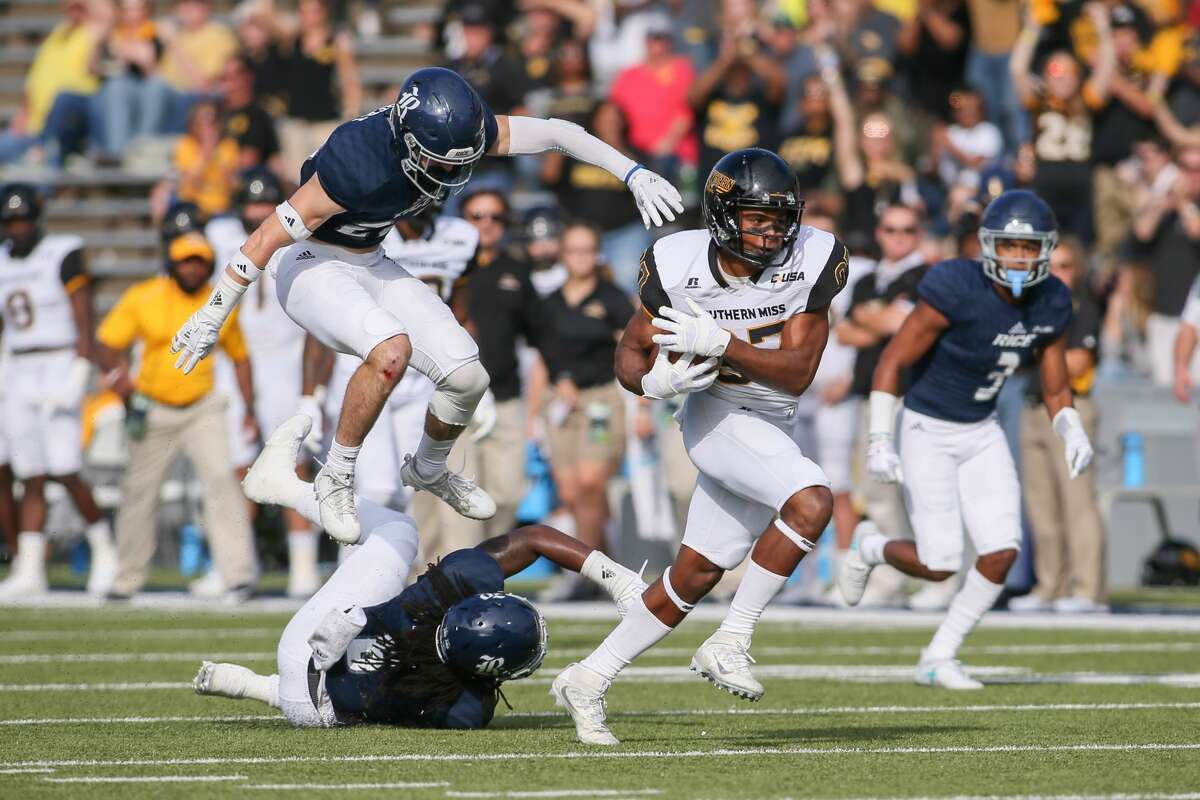 November 11, 2017: Southern Miss Golden Eagles wide receiver Tim Jones breaks away toward the end zone during the college football game between the Southern Miss Golden Eagles and Rice Owls at Rice Stadium in Houston, Texas. (Leslie Plaza Johnson/Freelance