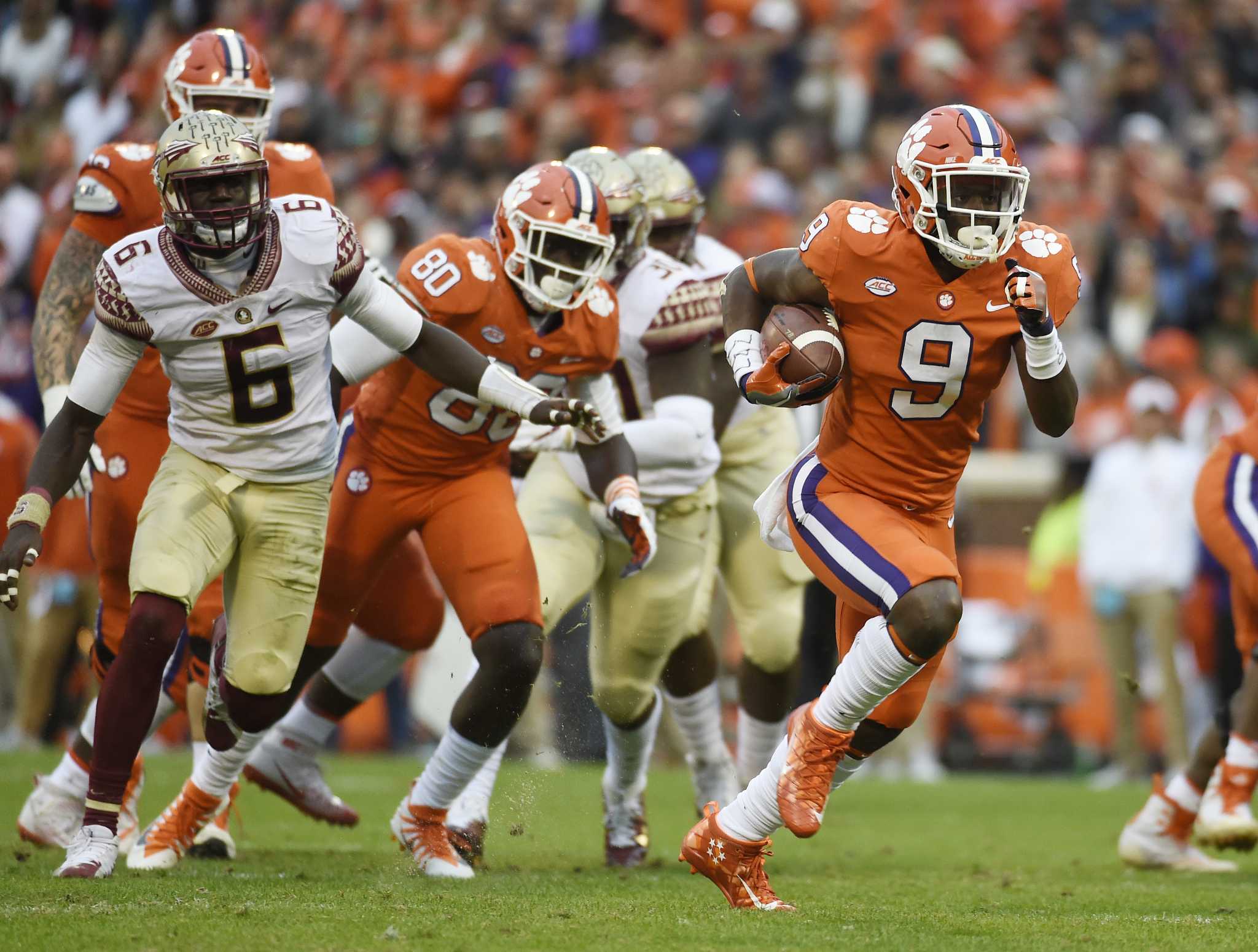 College football: Miami, Clemson win to set up ACC showdown