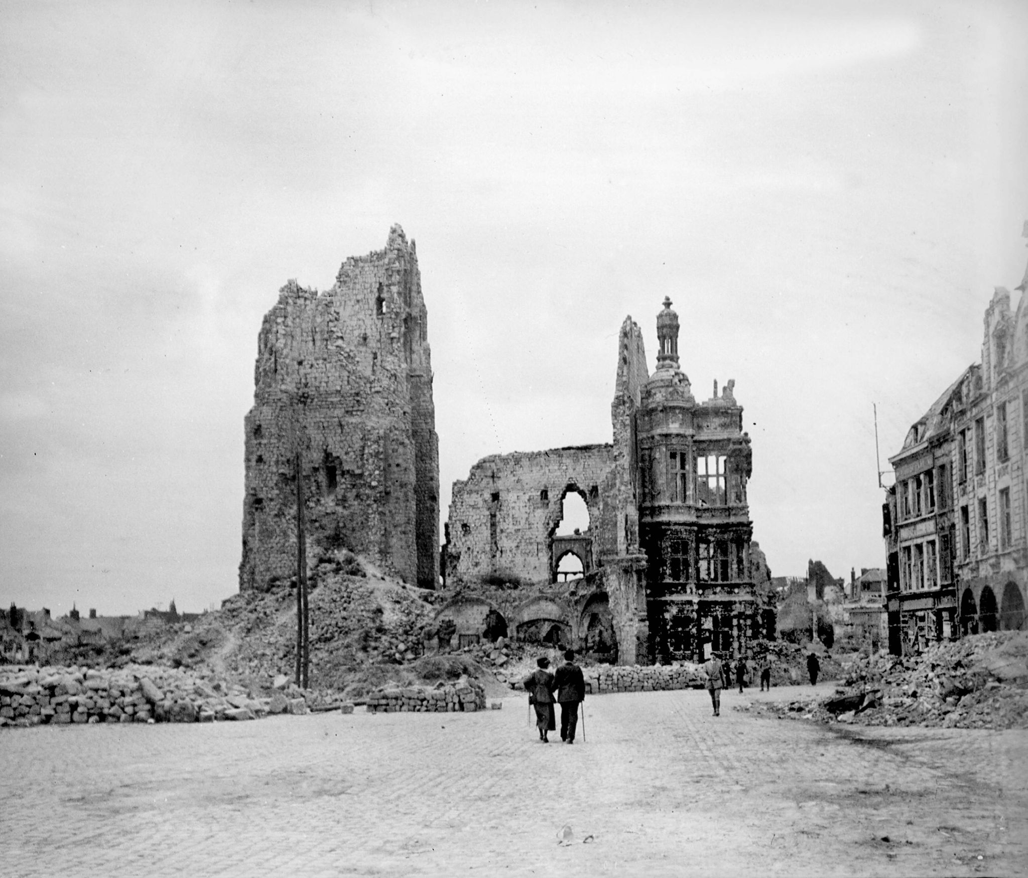 Then & Now Photos Of WWI Show What A Hundred Years Difference Looks Like