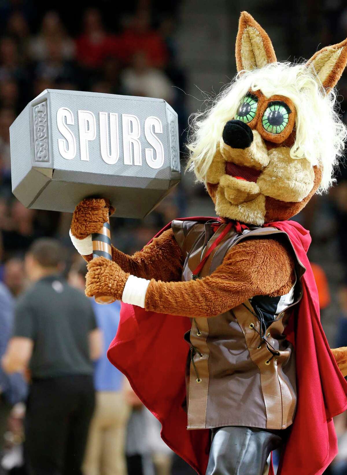 The San Antonio Spurs Coyote performs Thursday, November 2, 2017 at the AT&T Center.