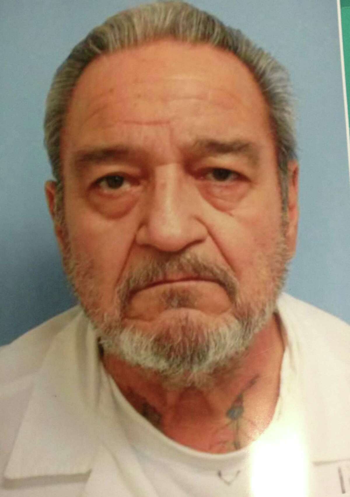 Alice Police Chief Rex Ramon on Monday announced the arrest of Roberto Lopez, 70, in the murder of Matt Murphy, who died of gunshot wounds in a murder unsolved for more than 40 years.
