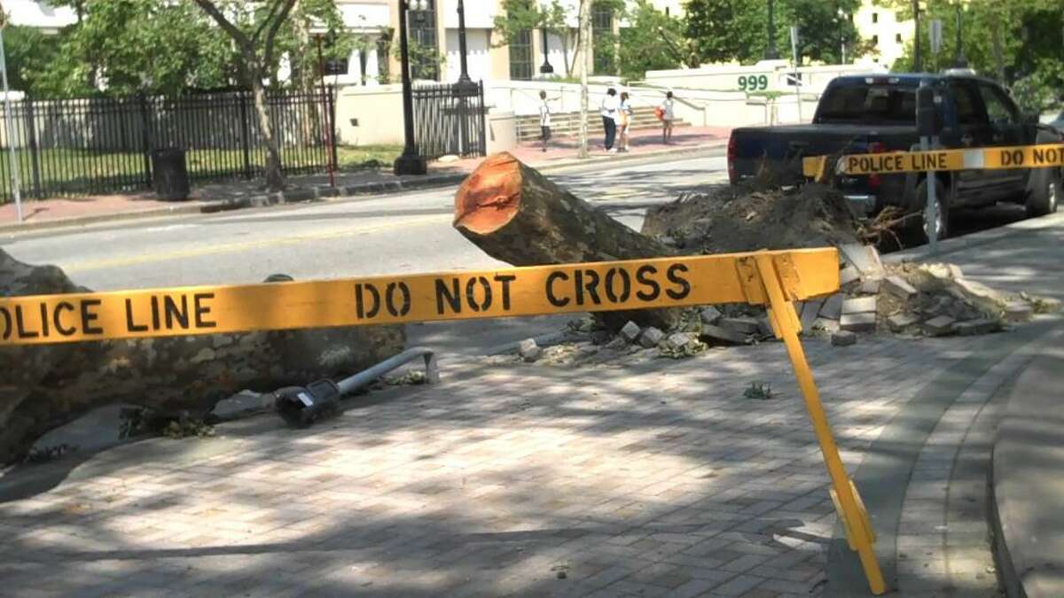 FEMA tours Bridgeport's tornado damage