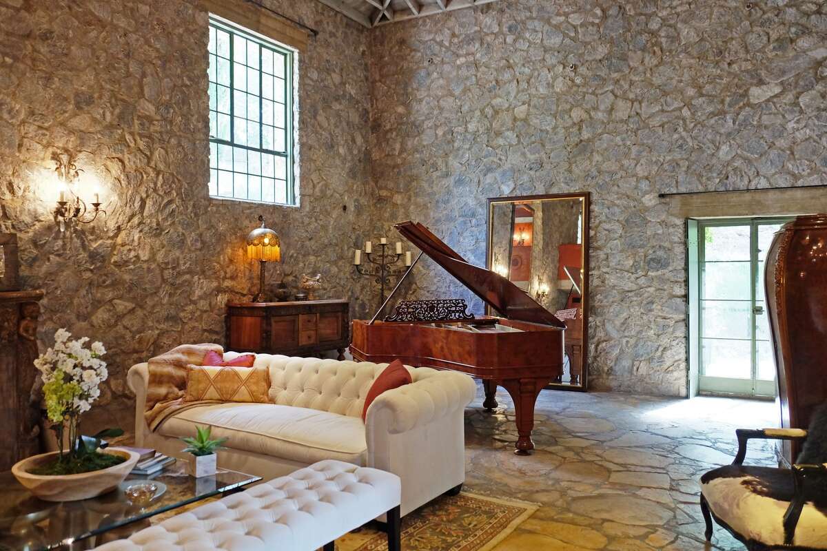 PHOTOS Peek inside Tom Petty's 5.9 million lakeside palace