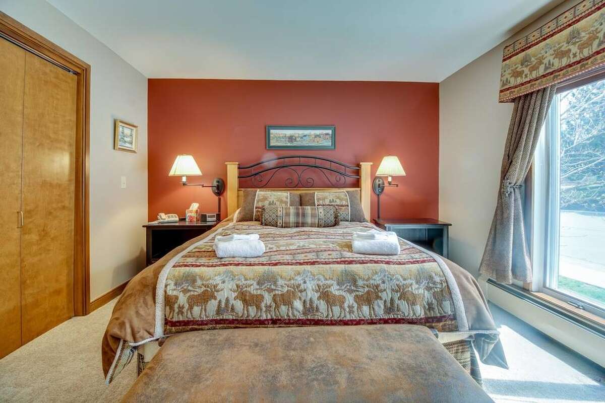 Airbnb options for winter fun with the family