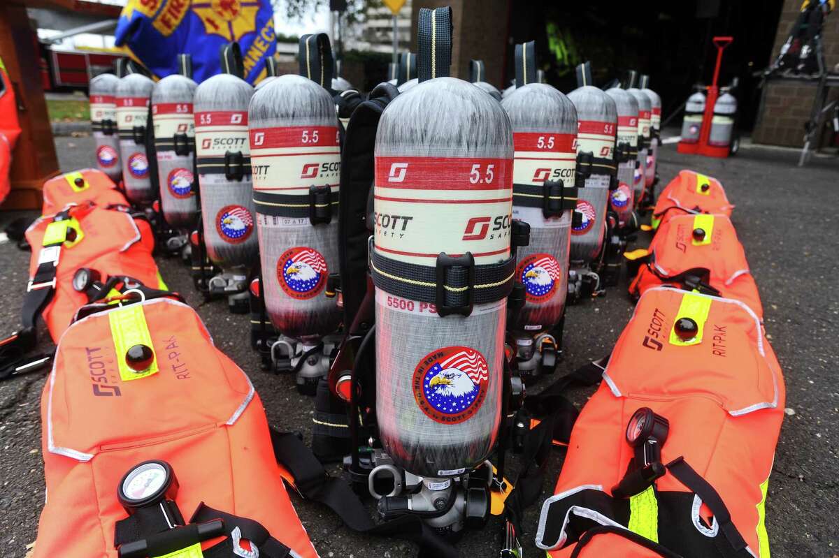 Stamford firefighters get upgraded air tanks