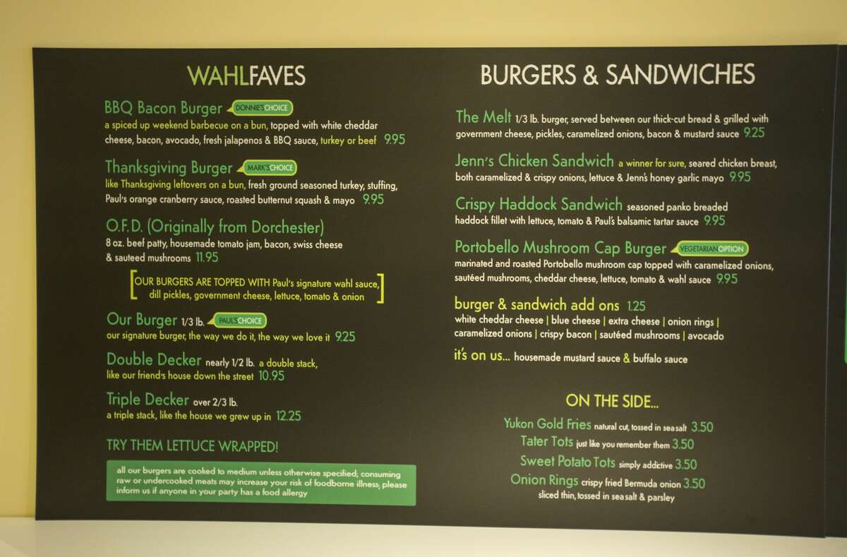 Mark Wahlberg's hamburger restaurant opens in Palo Alto