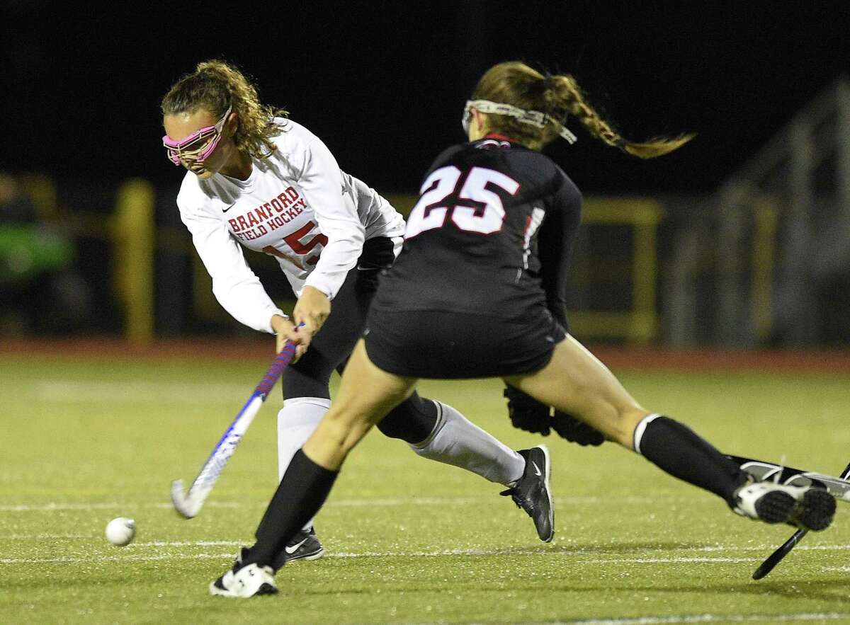 New Canaan field hockey advances to state final
