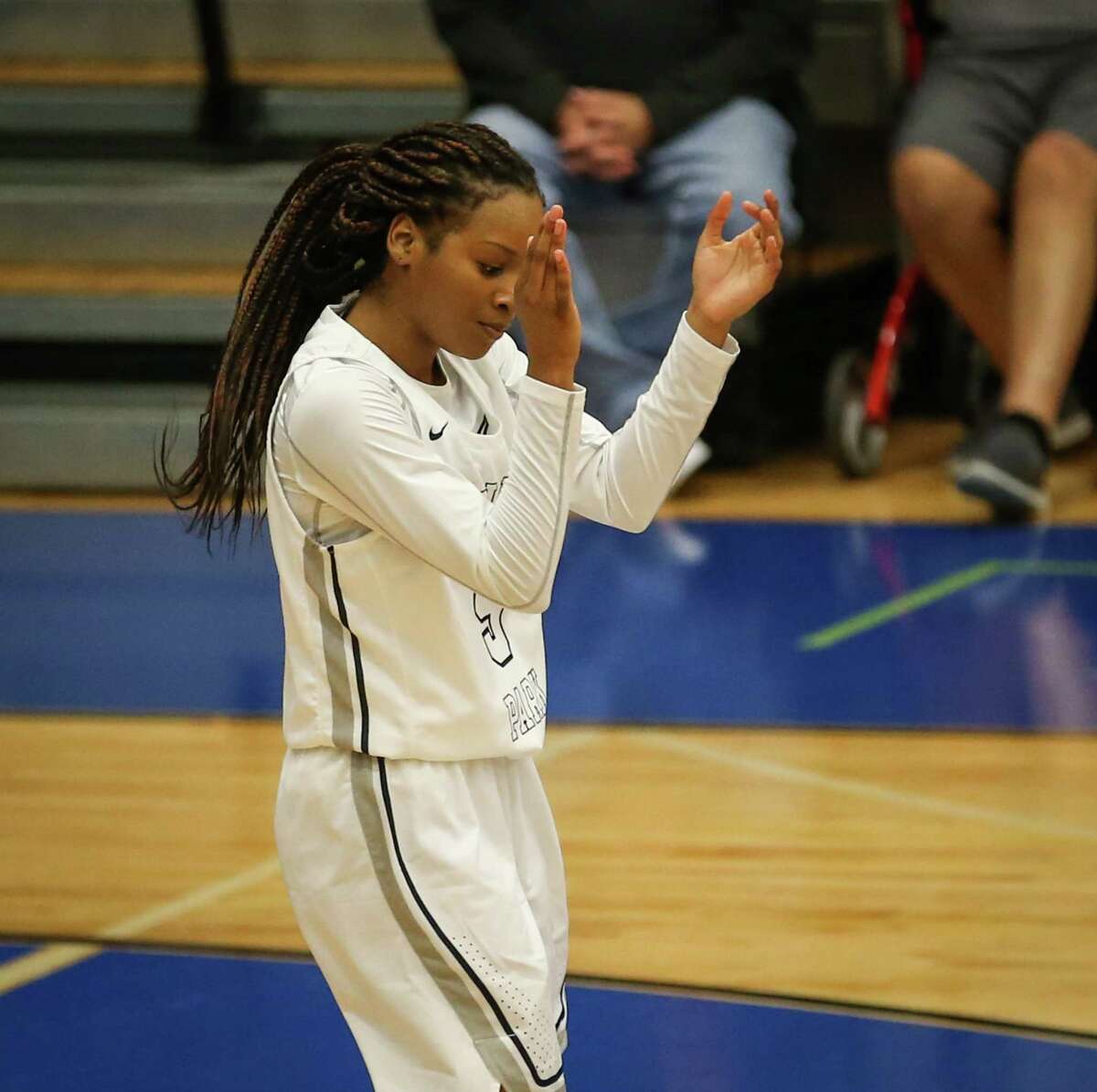 GIRLS HOOPS: Cy Falls star Allen-Taylor drops 35 points on College Park