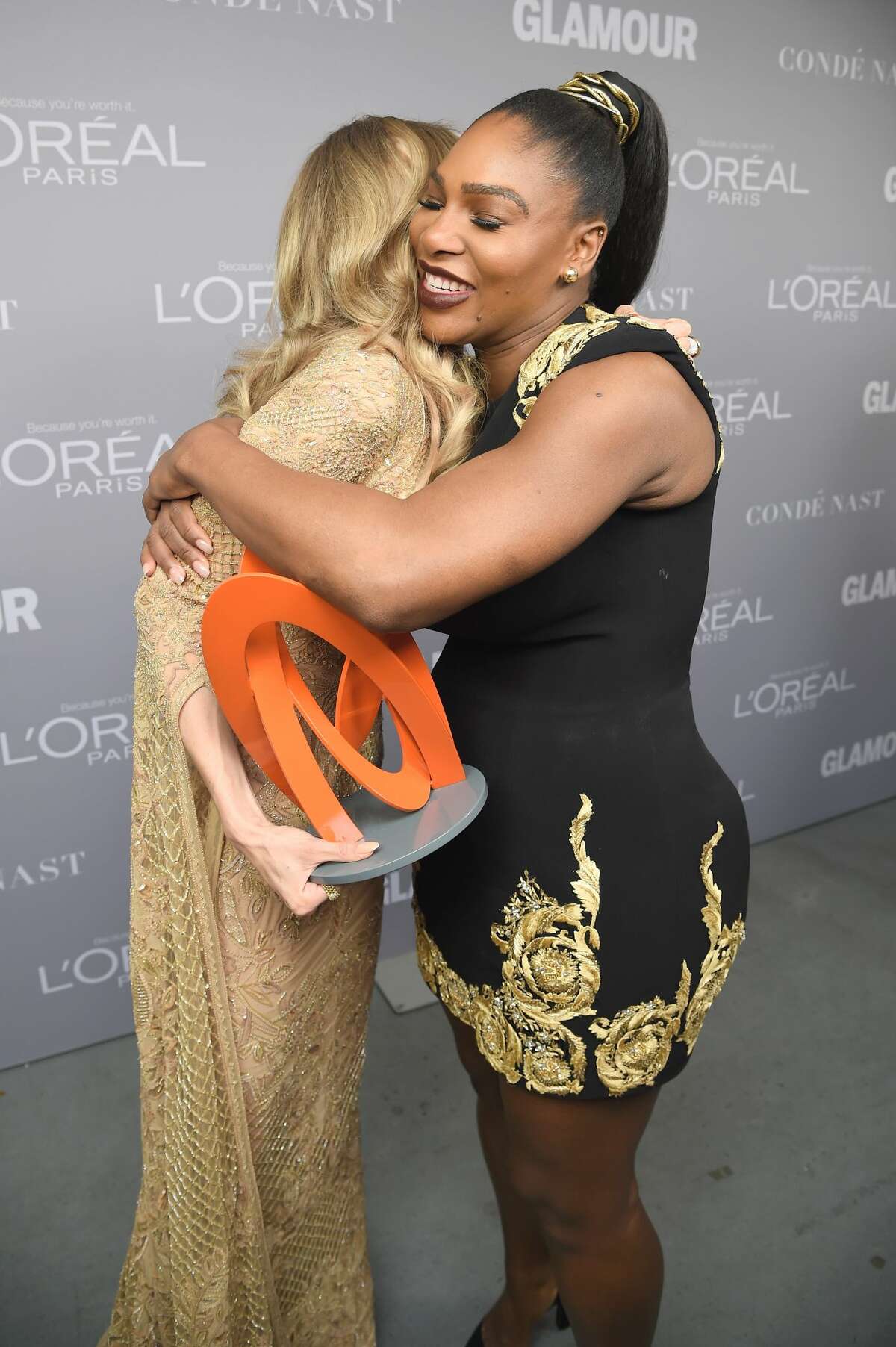 Gigi Hadid and Serena Williams hug backstage at Glamour's 2017 Women of The Year Awards at Kings Theatre on November 13, 2017 in Brooklyn, New York. (Photo by Dimitrios Kambouris/Getty Images for Glamour)