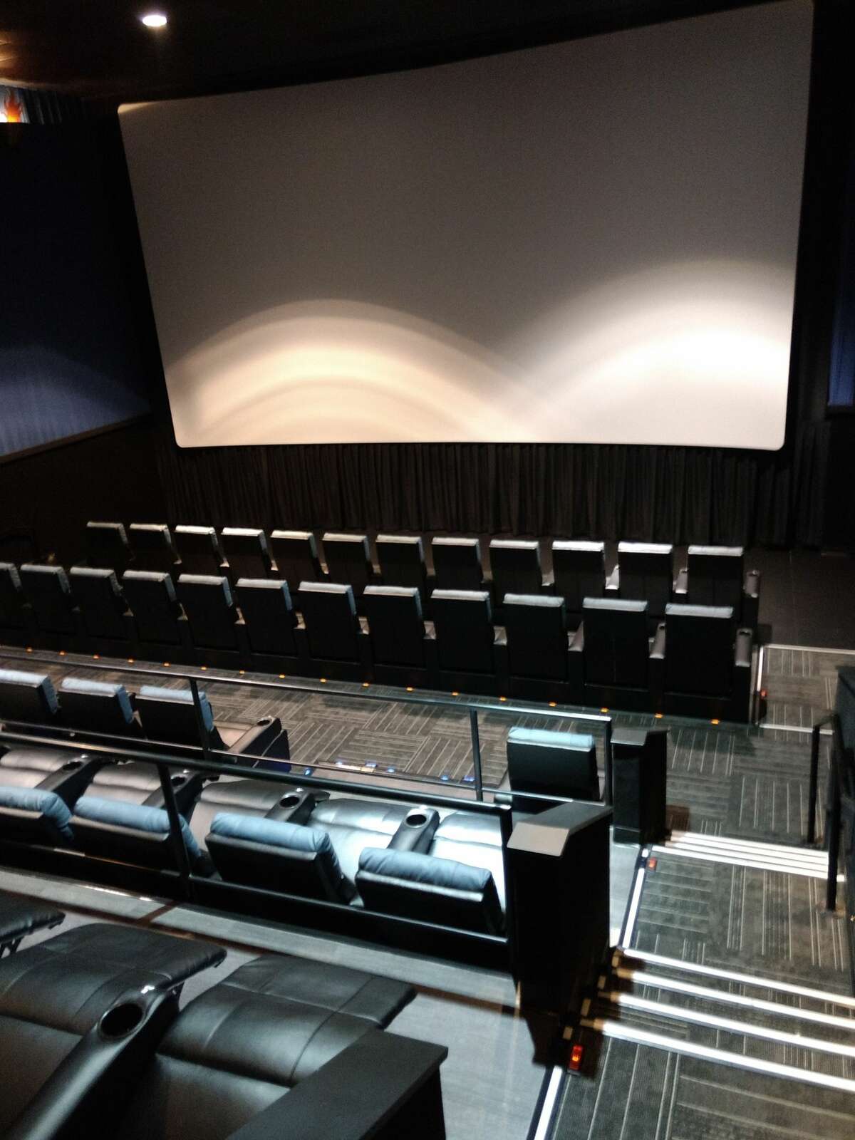 Santikos 16 Theater - 54c3gci