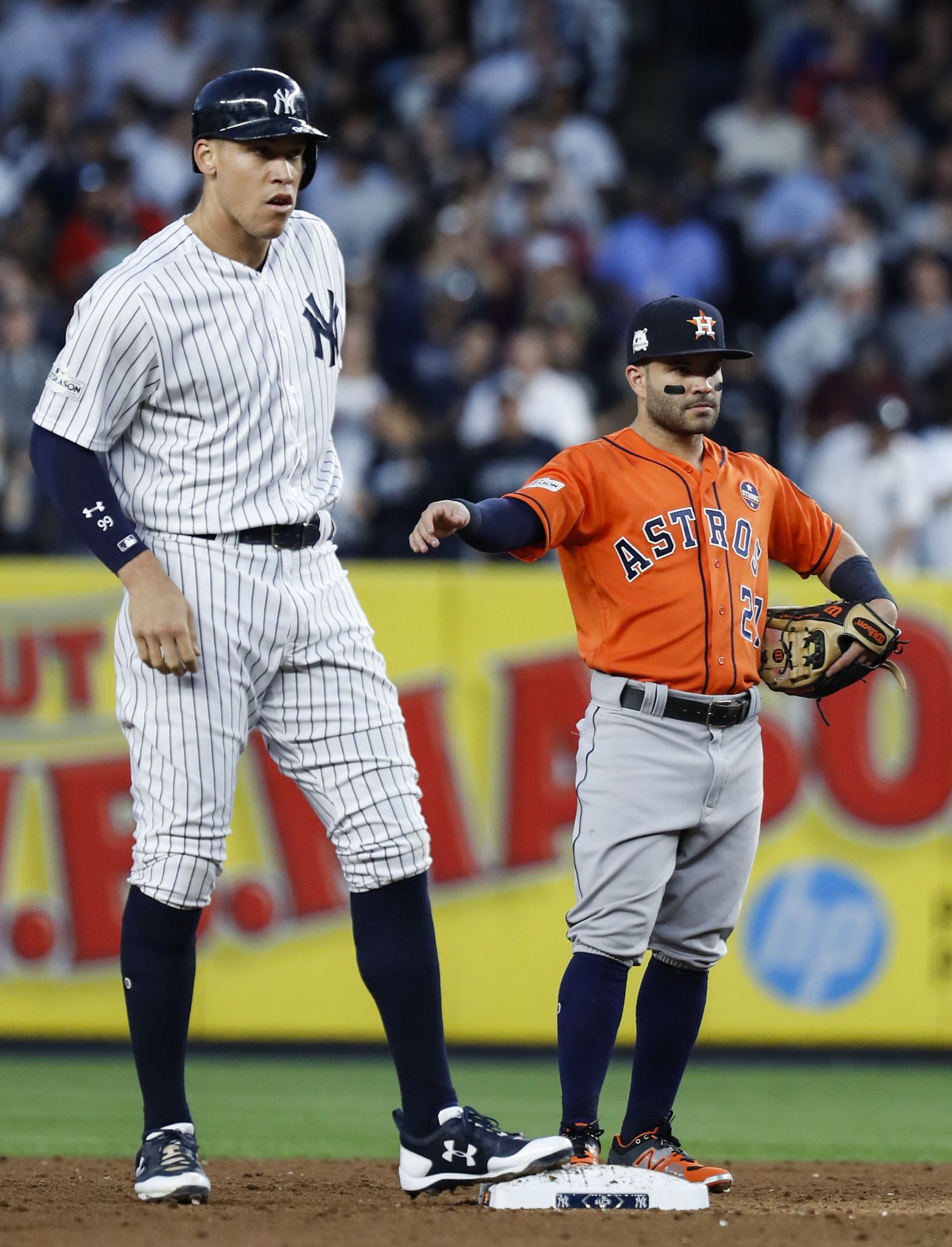 Astros Star Jose Altuve Named AP Male Athlete Of The Year – Houston Public  Media