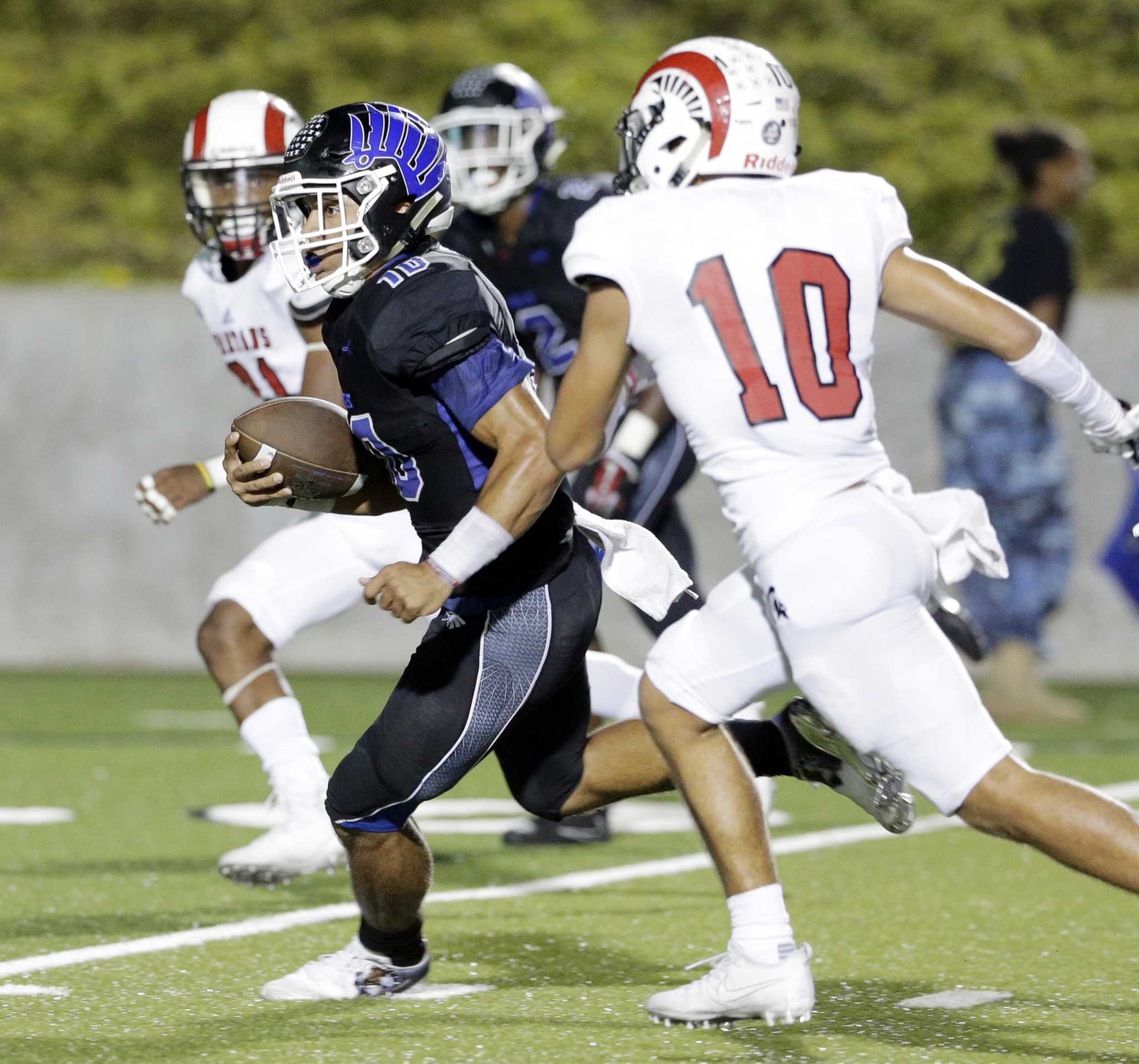 FOOTBALL: New Caney, Porter begin postseason Friday