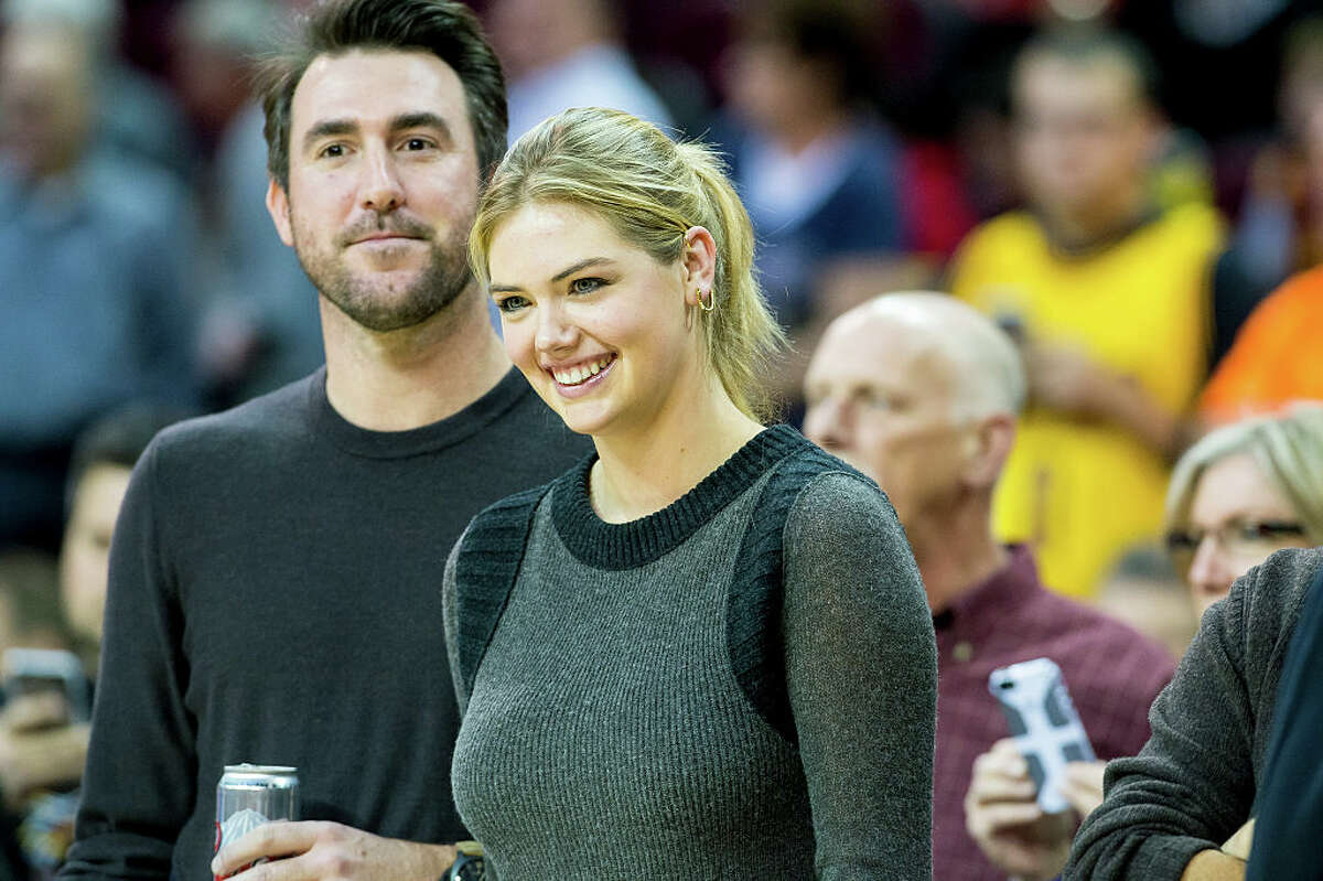 Watch model Kate Upton push husband Justin Verlander up a hill