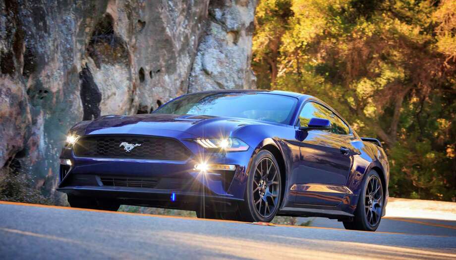 Ford Blasts A Home Run With Refresh Of Iconic Mustang Houston Along With A Lower Restyled Hood And Grille Every 2018 Mustang Uses Led Lighting