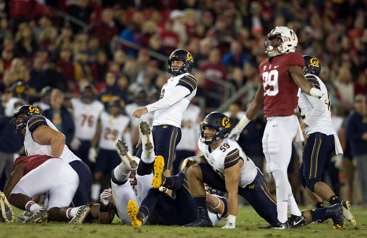 California�s Matt Anderson (9) watches his field goal attempt bounce off the upright during the second quarter the 120th Big Game against Stanford, Saturday, Nov. 18, 2017 in Stanford, Calif.