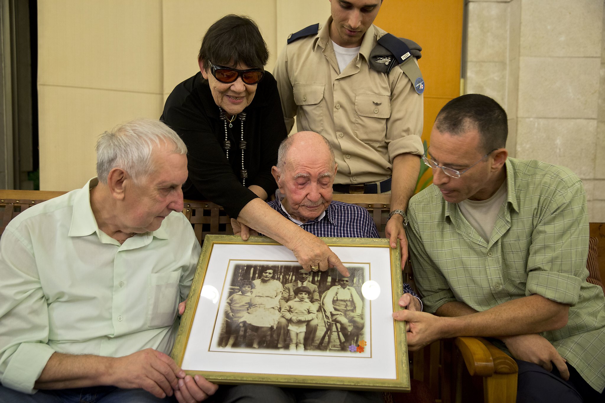 Holocaust survivor finds joy and a larger family