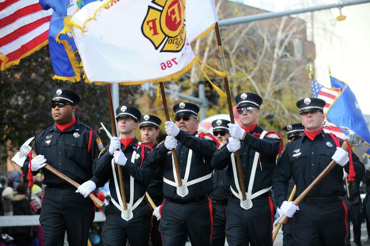 Thousands line Stamford’s downtown for annual Thanksgiving parade