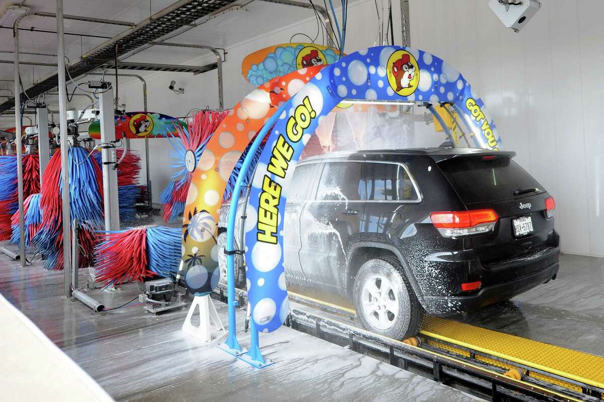 Guinness says Bucee’s car wash in Katy is world’s longest