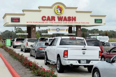 Guinness Says Buc Ee S Carwash In Katy Is World S Longest