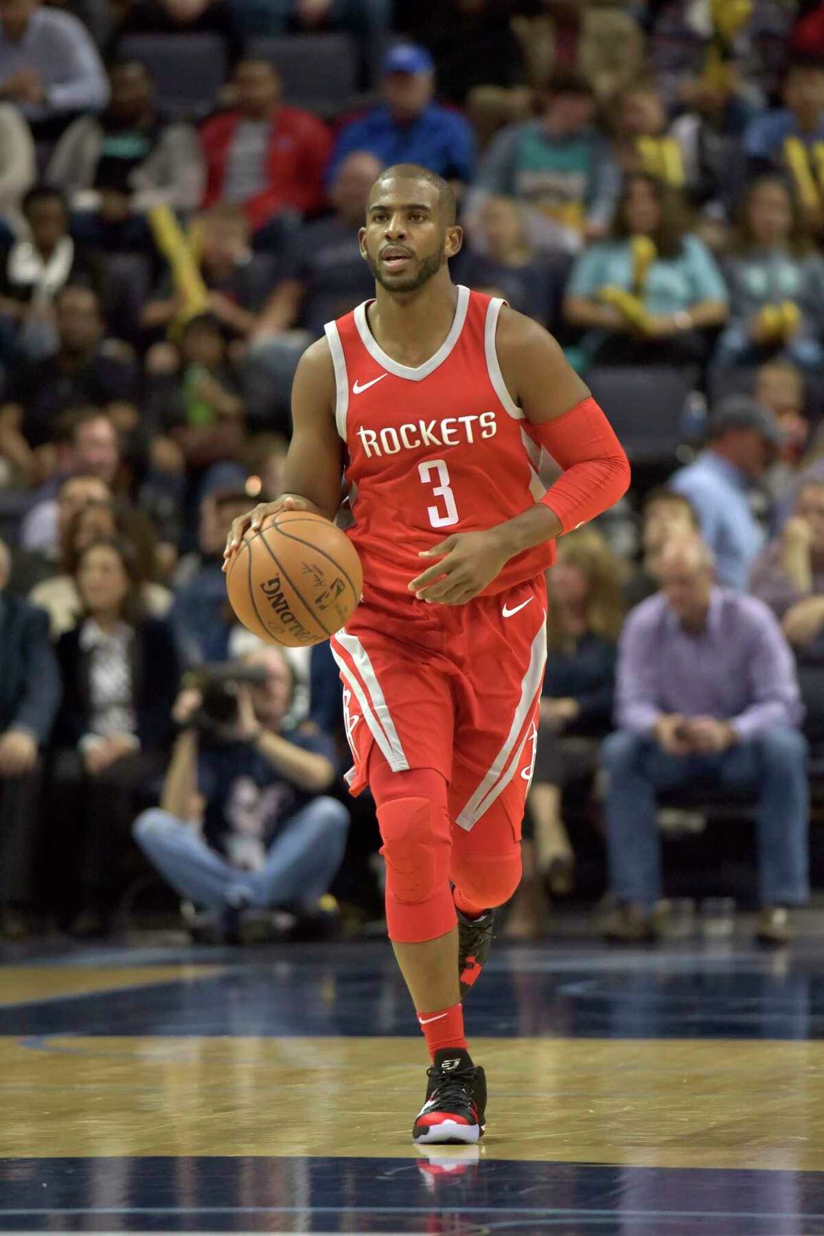 Chris Paul's smooth return due to natural instincts as a point guard