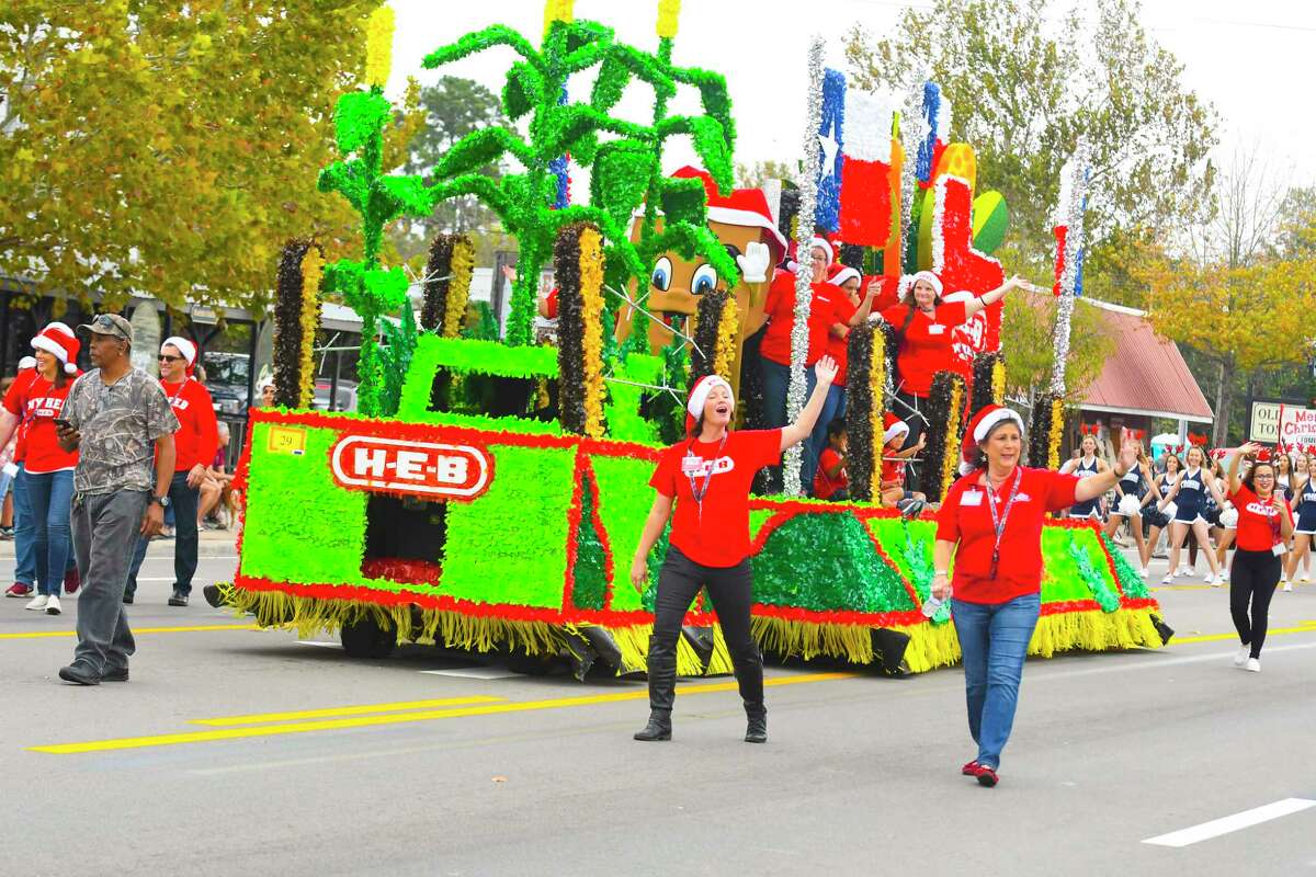 Tomball Holiday Parade 2025