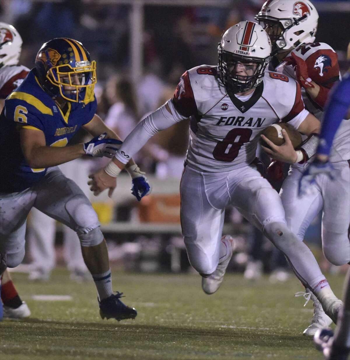 Thanksgiving Football: Foran 56, Law 29