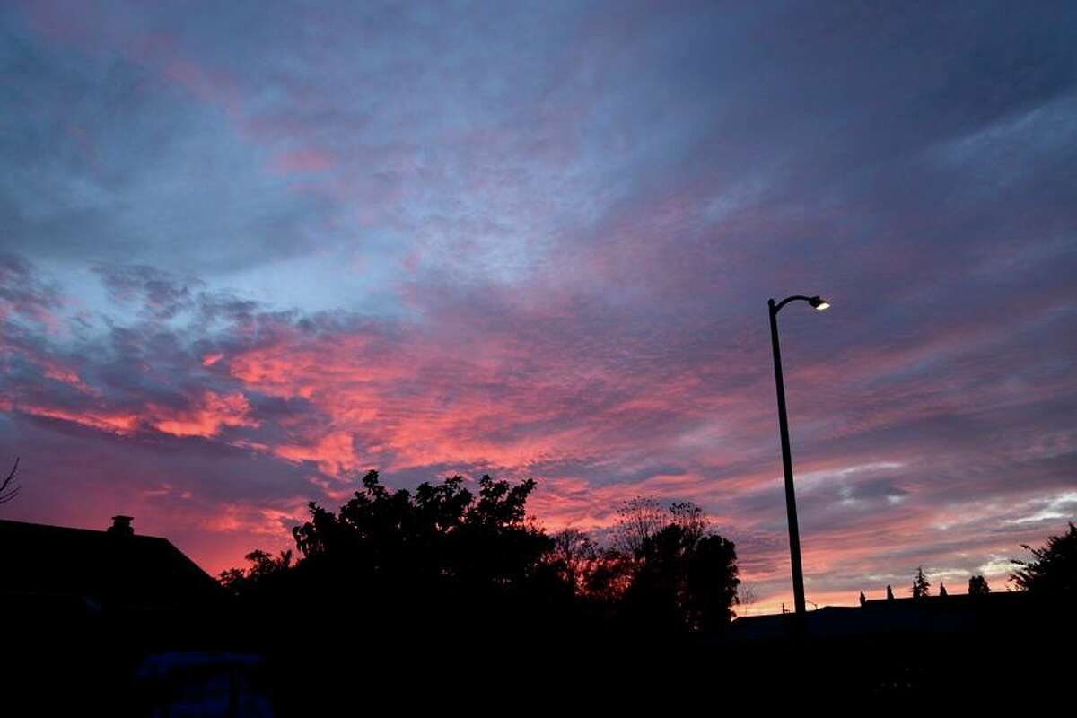 Photos: Gorgeous Thanksgiving sunset colors the Bay Area as crimson as ...