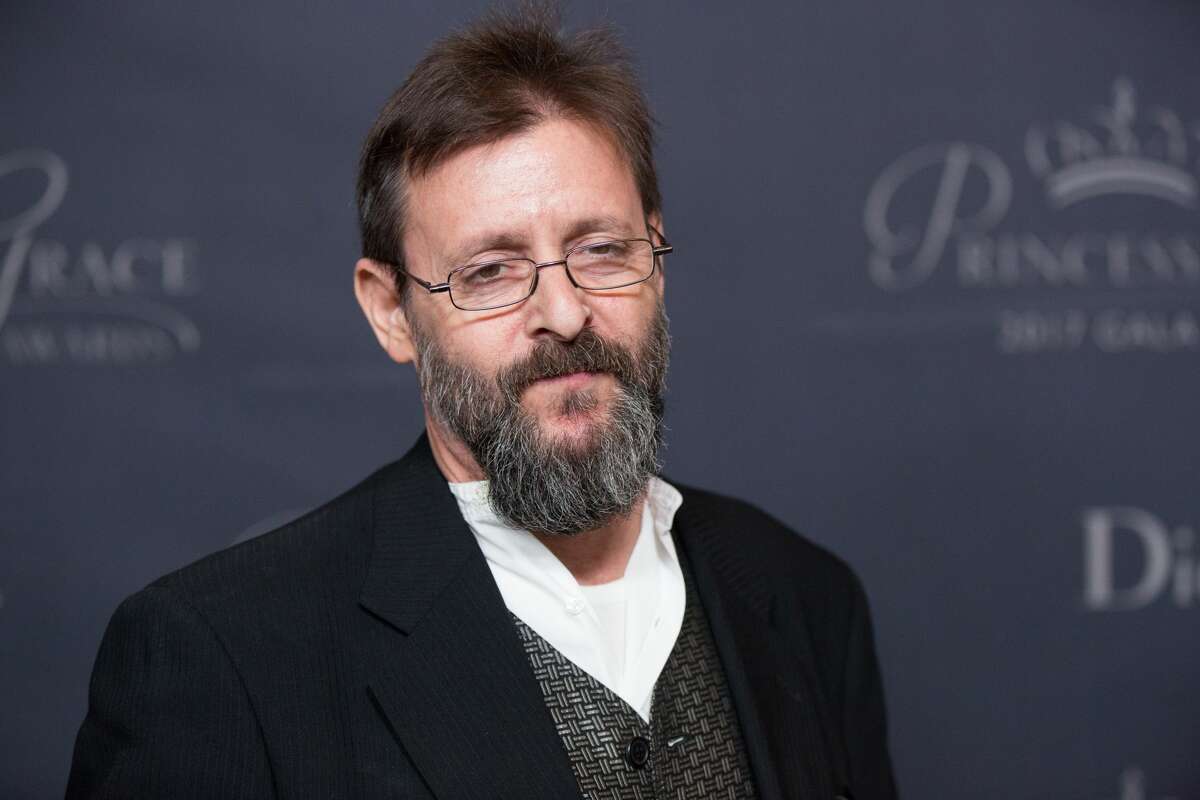 Judd Nelson height weight