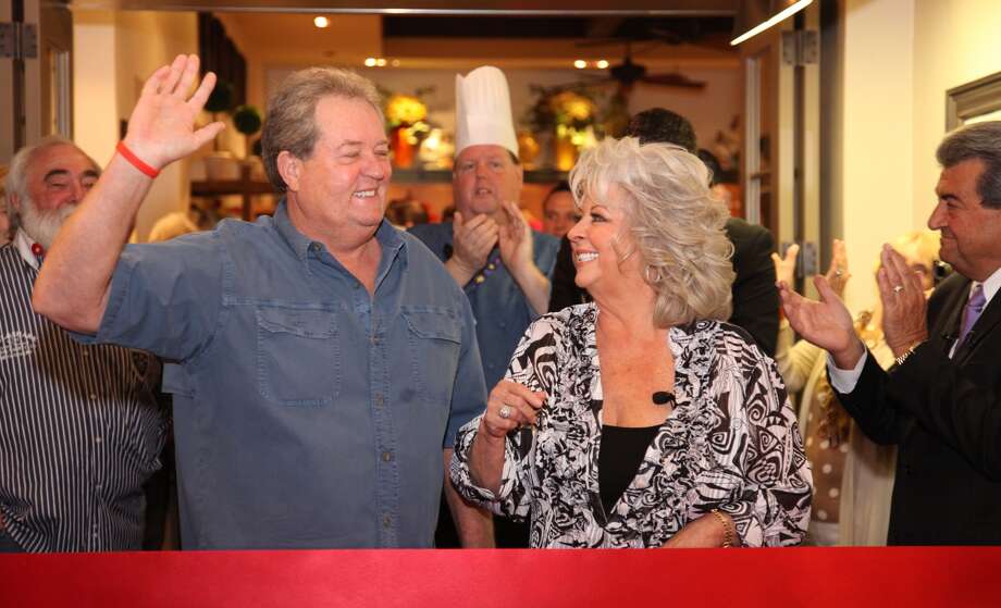 Paula Deen S Family Kitchen Announces Location Expected Opening For Paula Deen S Website Is Advertising A San Antonio Location Of Family Kitchen Coming