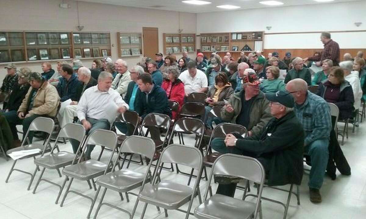 During a recent Ingersoll Township Planning Committee meeting, residents came out in force to present their views on plans to bring wind turbines to the township. (John Kennett/jkennett@mdn.net)
